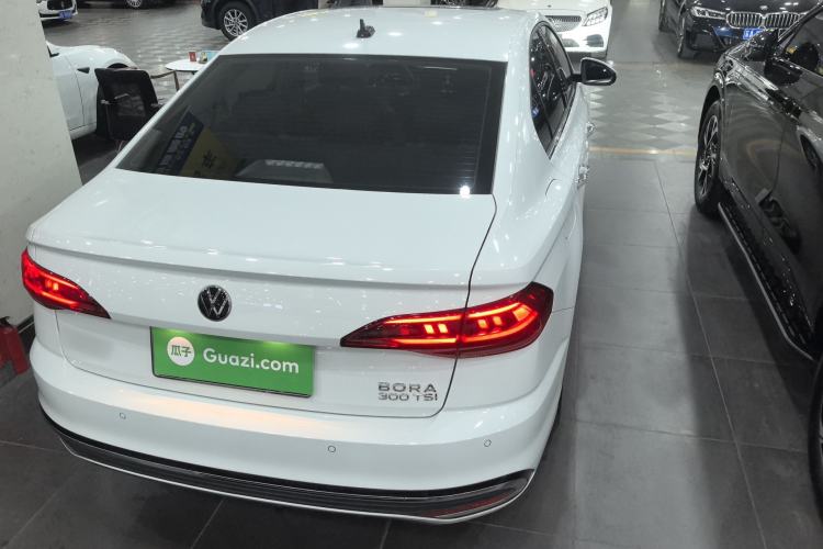 Used Volkswagen Bora 2025 300TSI DSG Prestige Edition