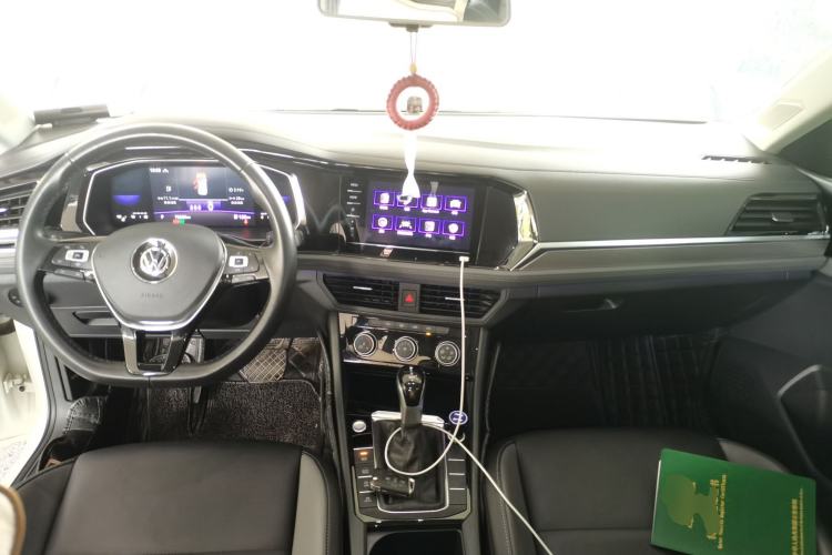 Used Volkswagen Sagitar 2021 280TSI DSG Excellence Edition Center Console