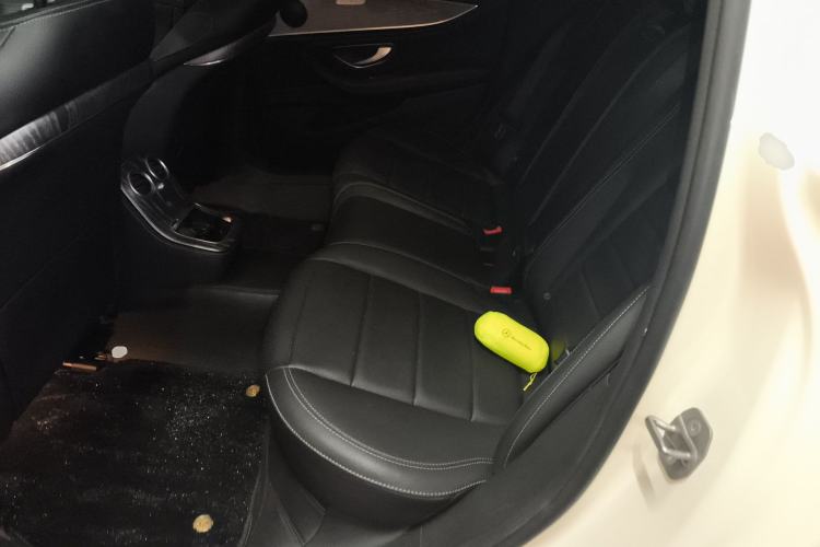 Used Mercedes-Benz E-Class 2022 Revised Version E 300 L Sporty and Stylish Edition Left Rear Seat