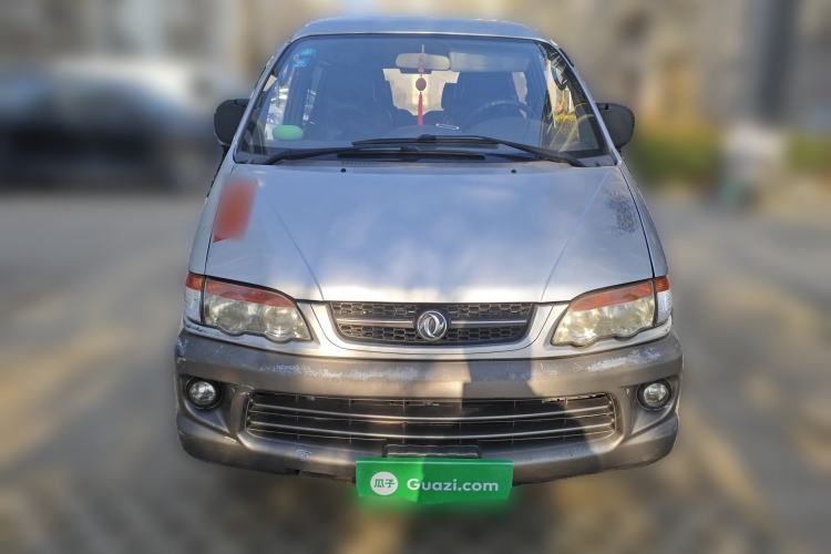 Used FORTHING Lingzhi 2014 V3 1.5L 7-Seater Luxury Model
