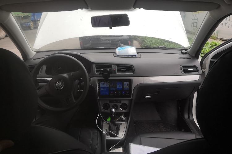 Used Volkswagen Lavida 2013 Revised Classic 1.6L Automatic Fashion Edition
