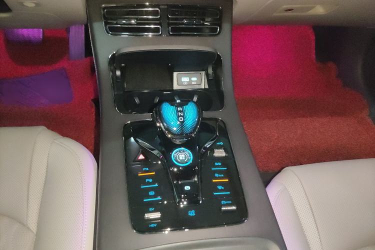 Used BYD Han 2025 DM-i Intelligent Driving Edition 125KM LiDAR Flagship Model