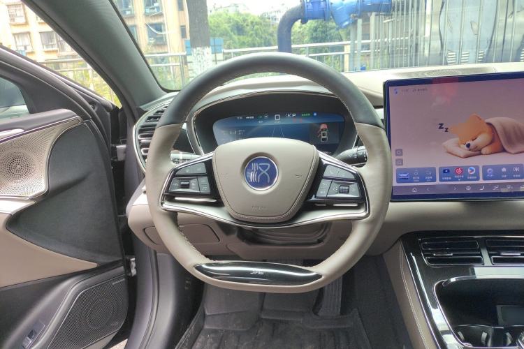 Used BYD Han 2025 EV 605KM Prestige Model
