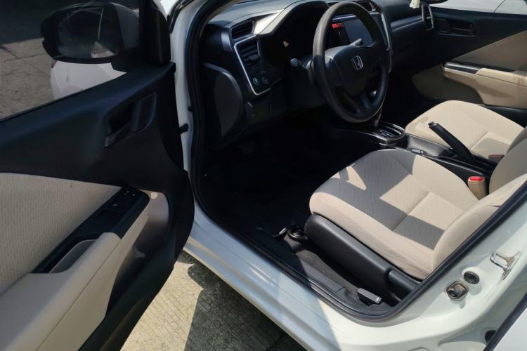 Used Honda Greiz 2016 1.5L CVT Classic Edition