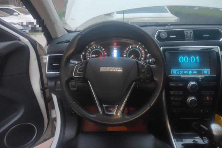 Used Haval H2 2016 Red-Label 1.5T Manual Two-Wheel Drive Luxury Model