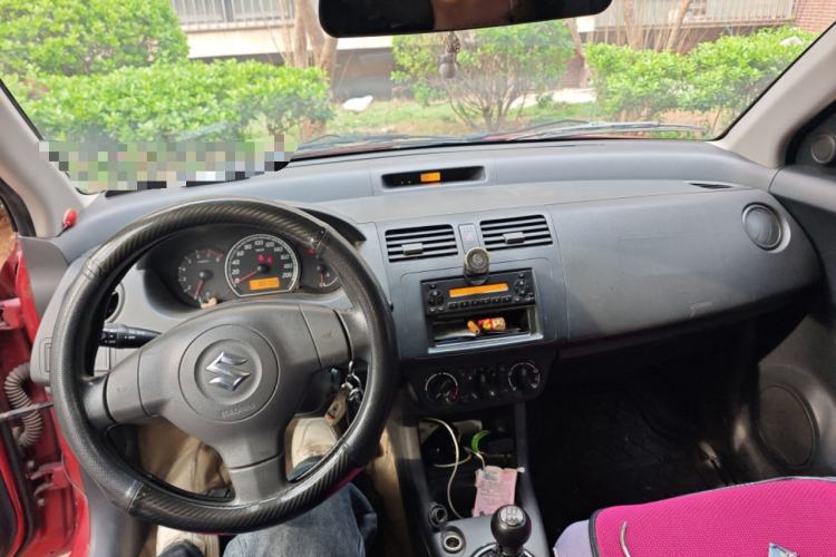 Used Suzuki Swift 2013 1.3L Manual Value Edition