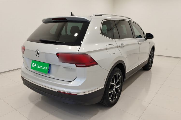 Used Volkswagen Tiguan L 2020 330TSI Automatic Two-Wheel Drive Smart Luxury Edition China VI Standard
