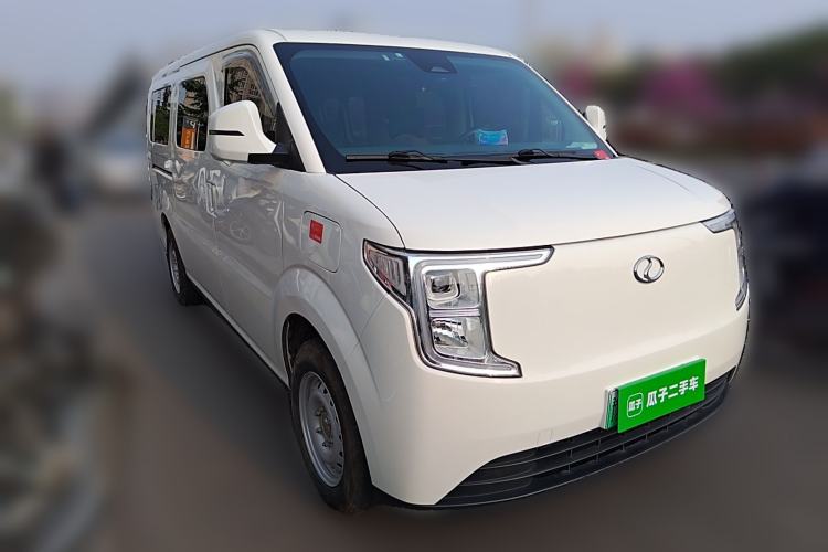 Used Ruichi R5 2025 Model Passenger Vehicle Smart Driving Ultra-Charging Edition, Pioneer Type I