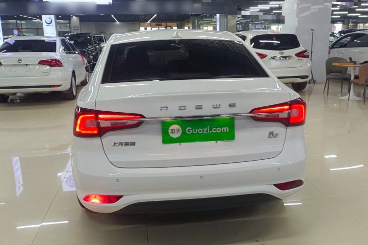 Used Roewe i5 2019 1.5L Automatic 4G Connected Langhao Edition
