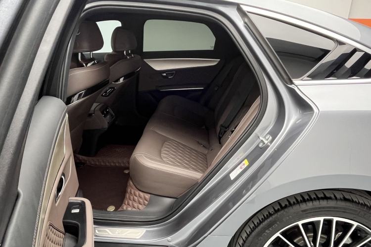 Used BYD Han 2024 EV Glory Edition 506KM Front-Wheel-Drive Premium Model