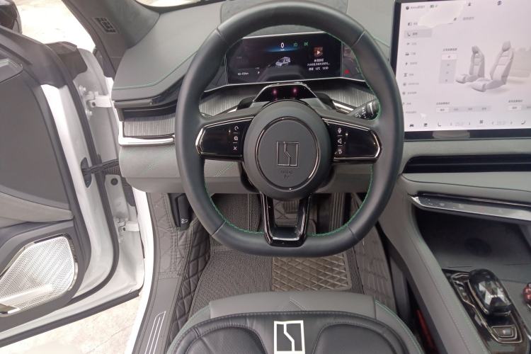 Used Zeekr 001 2023 WE Edition 86 kWh
