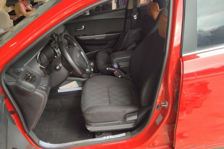 Used Kia K2 2015 Sedan 1.4L MT GLS