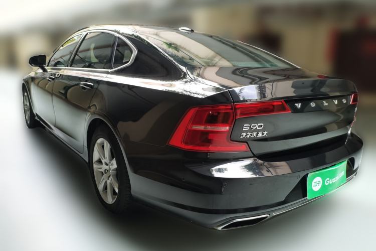 Used Volvo S90 2017 T4 Zhiyi Edition Rear Left 45 Deg