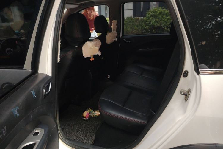 Used FORTHING Joyear X5 2013 1.6L Manual Luxury Model China IV Standard Left Rear Seat