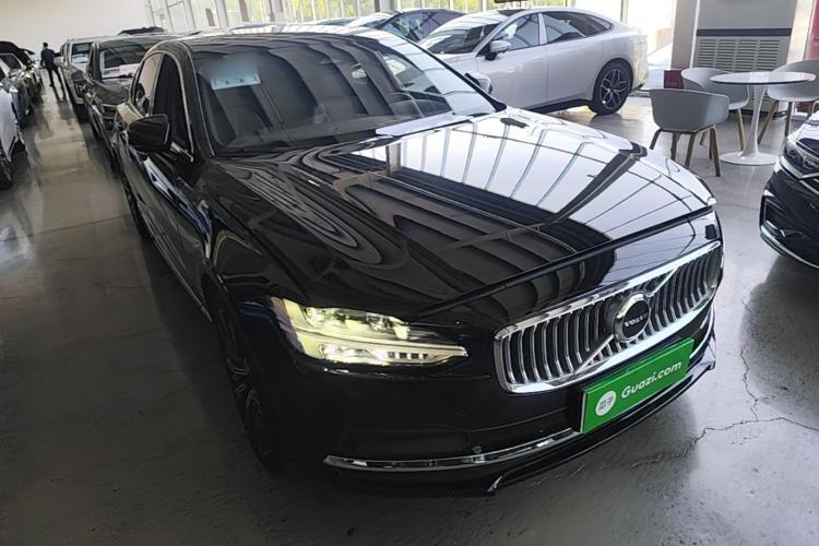 Used Volvo S90 2024 B5 Zhiyuan Luxury Edition
