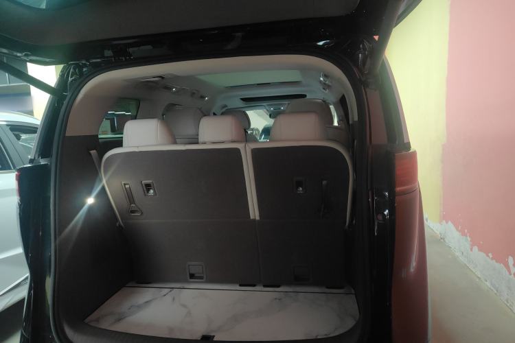 Used Denza D9 2024 DM-i 980 Four-Wheel Drive Flagship Model