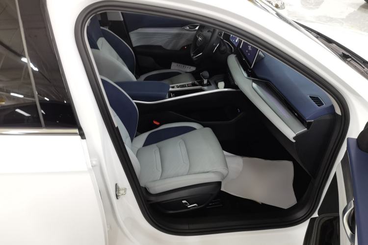 Used Geely Auto Preface 2023 2.0TD Prestige Version Right Front Seat