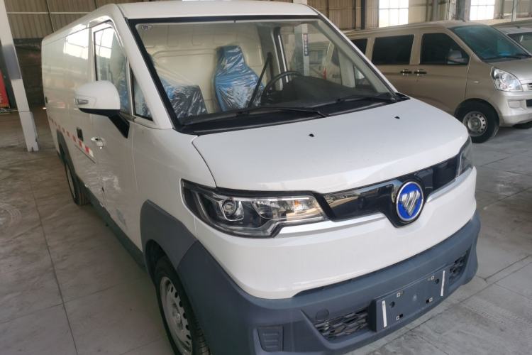 Used Foton Intelligent Blue Elf E7 2024 All-Electric Van Flat Roof 2 Seats EVE Energy 41.86 kWh
