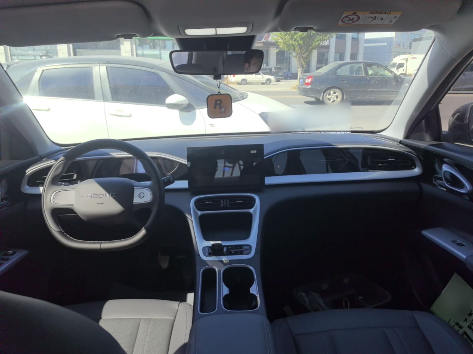 Geely Galaxy Geome 2026 Model 310km Youth Edition — снимка 12
