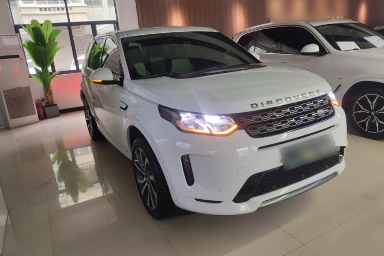 Used Land Rover Discovery Sport 2020 249 PS R-Dynamic Performance Edition Front Right 45 Deg