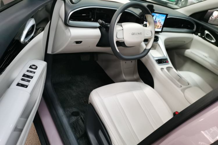 Used Geely Galaxy Geome 2025 410 km Free Version