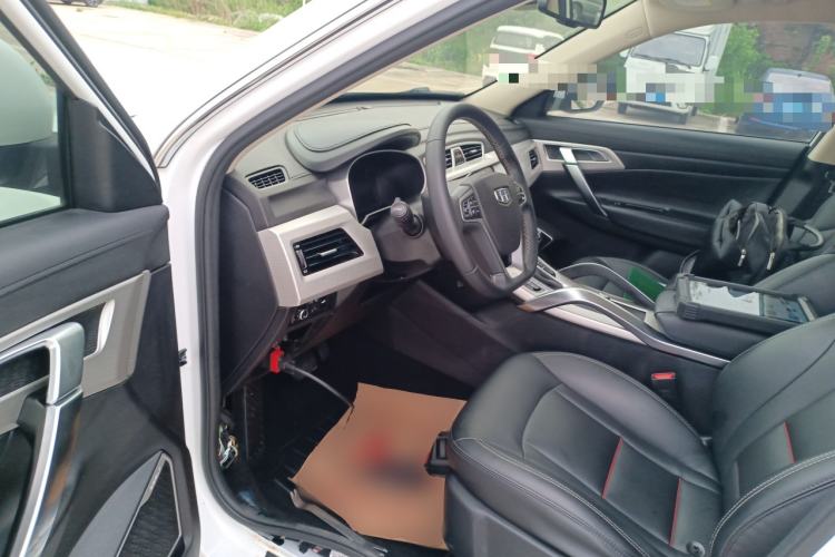 Used Geely Auto Emgrand X7 Sport 2018 1.8TD Automatic Two-Wheel Drive Smart 4G Connected Version Driver Seat