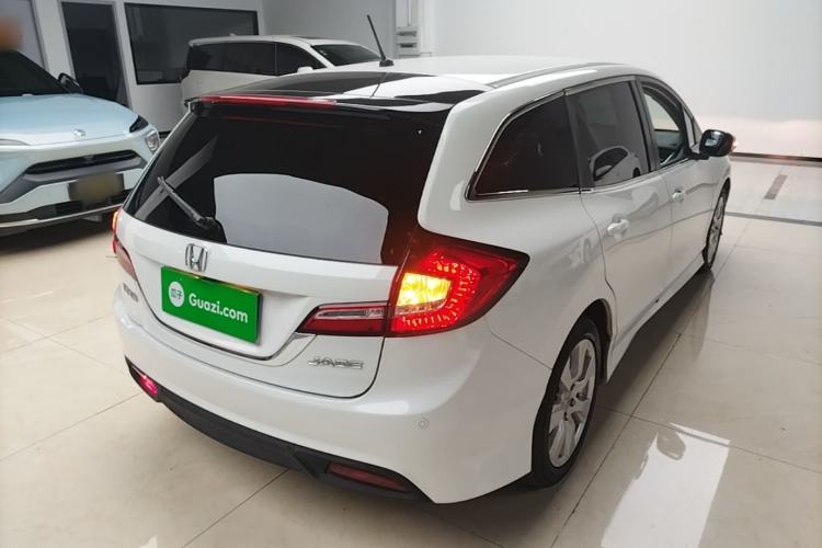 Used Honda Jade 2016 1.8L Automatic Comfort Elite Version 5 Seats
