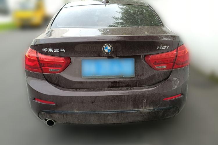 Used BMW 1 Series 2018 118i Design Package Edition Exterior 4