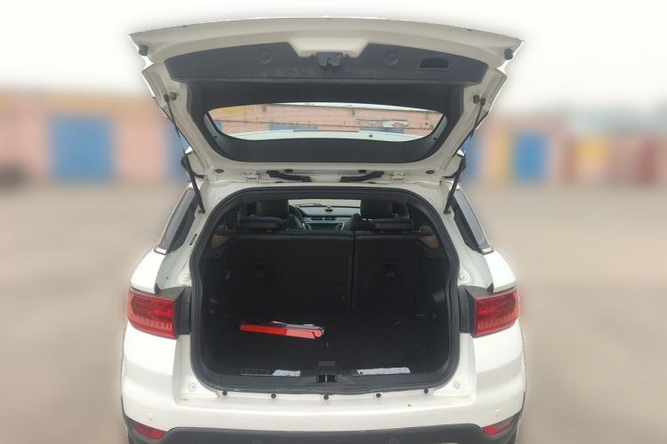 Used Land X7 2015 2.0T Panoramic Prestige Edition
