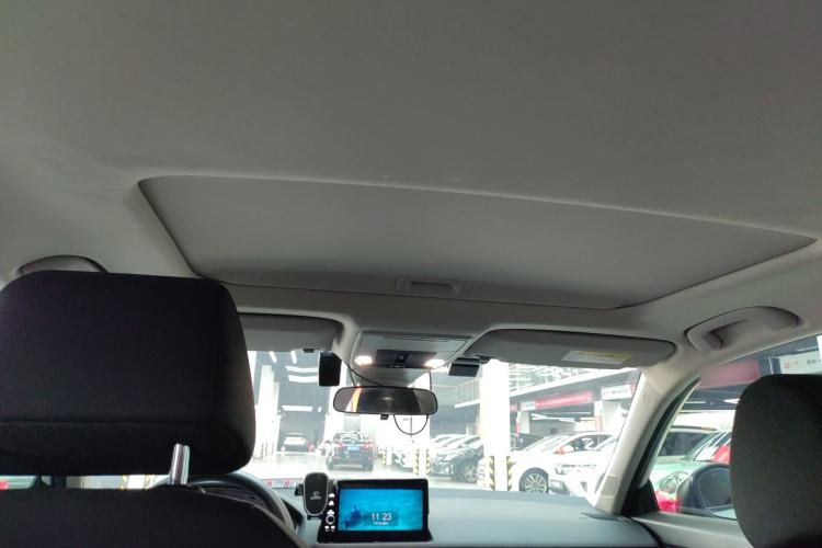 Used Honda Civic 2022 240TURBO CVT Dynamic Edition Headliner