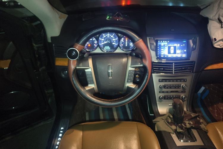 Used Lincoln MKT 2010 3.5T EcoBoost AWD Steering Wheel