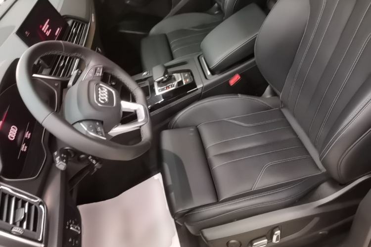 Used Audi Q5L 2024 40 TFSI Luxury Dynamic Edition
