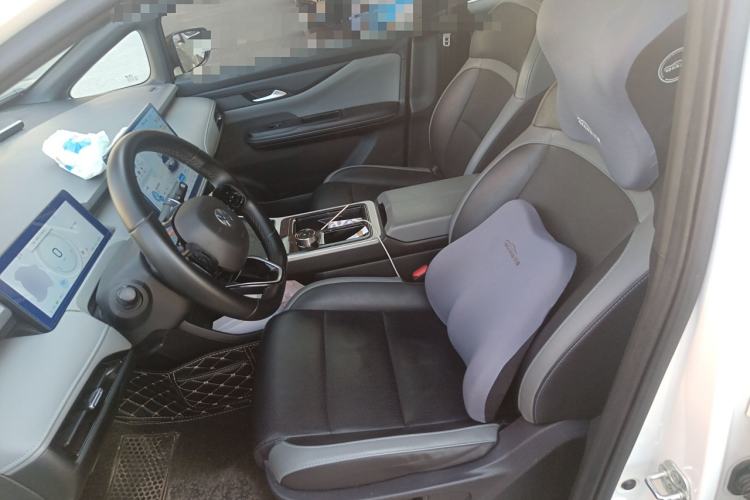 Used Hycan Z03 2022 620 km Range Trendy Cool Version 160 kW 76.8 kWh