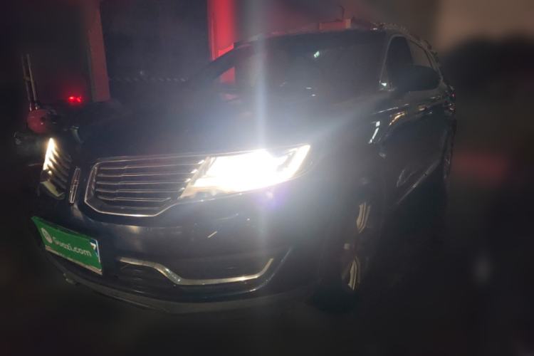 Used Lincoln MKX 2017 2.0T Two-Wheel Drive Deluxe Edition