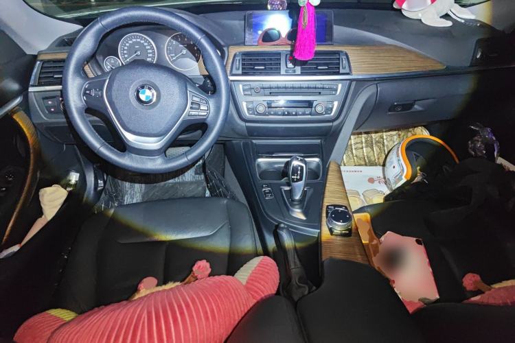 Used BMW 3 Series GT 2014 320i Design Package Model