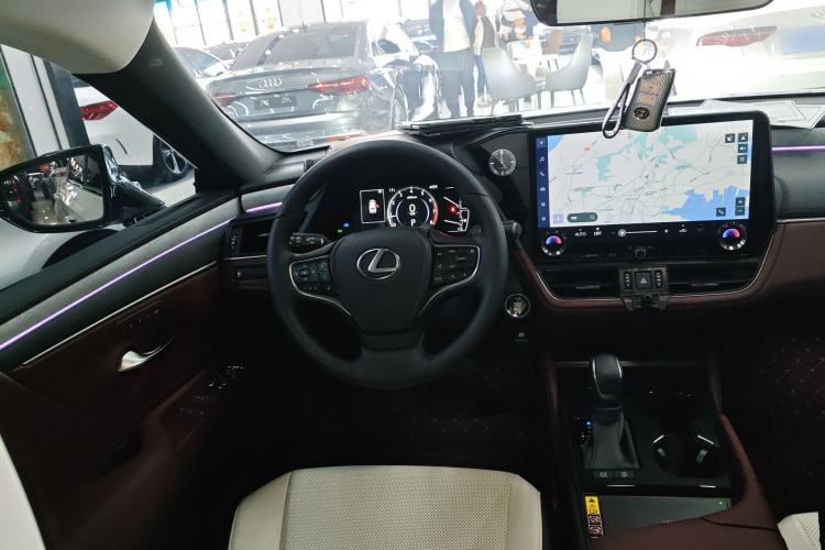 Used Lexus ES 2025 200 Premium Edition
