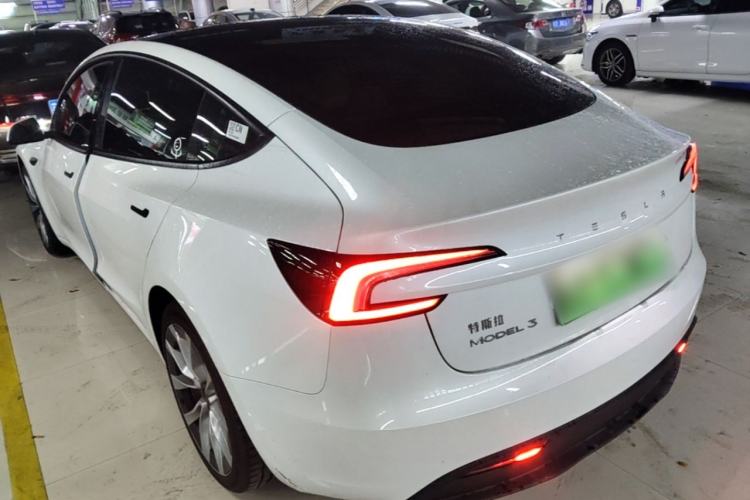 Used Tesla Model 3 2025 Rear-Wheel-Drive Version
