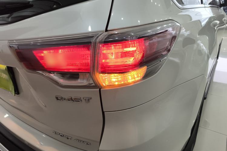 Used Toyota Highlander 2015 2.0T Four-Wheel Drive Luxury Edition 7-Seater