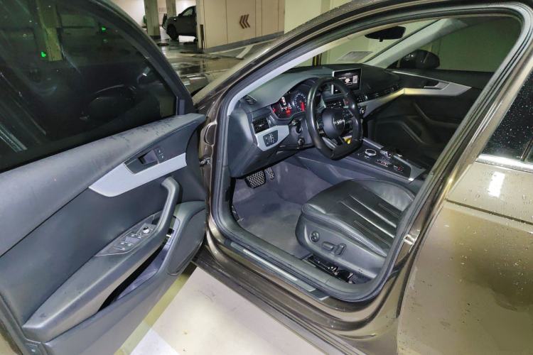 Used Audi A4L 2017 40 TFSI Fashion Model Driver Seat