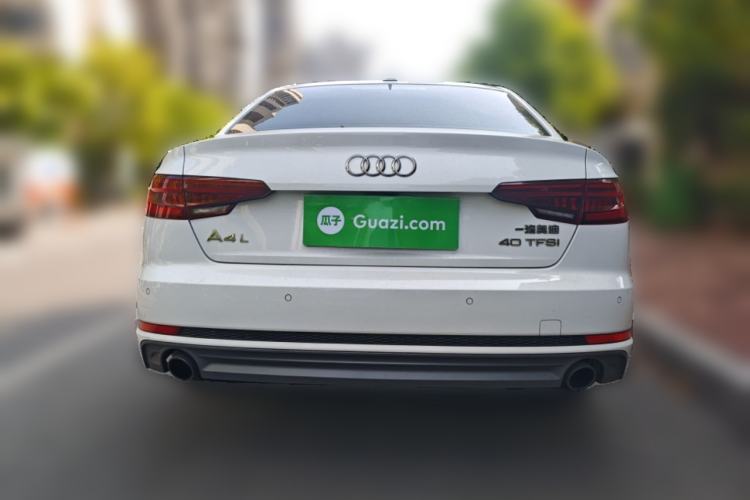 Used Audi A4L 2018 30th Anniversary Edition 40 TFSI Fashion Model
