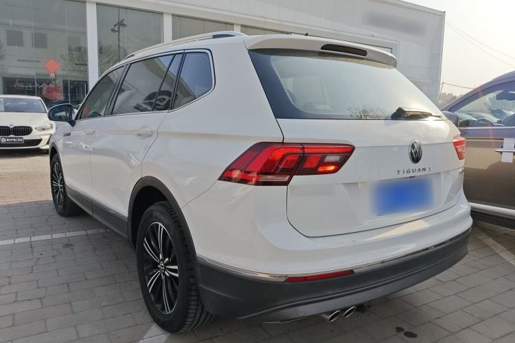 Used Volkswagen Tiguan L 2021 330TSI Automatic Two-Wheel Drive Smart Edition Exterior 2