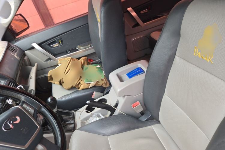 Used RELY X5 2011 2.0T Four-Wheel Drive Elite Version
