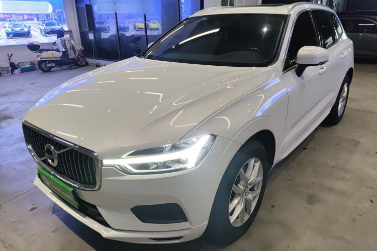 Used Volvo XC60 2019 T5 4x4 Smart Edition China VI Standard