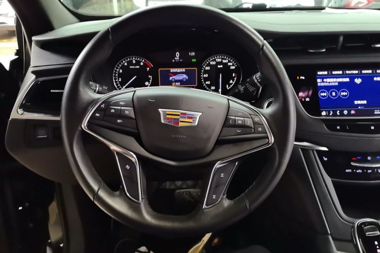 Used Cadillac XT5 2021 2.0T Two-Wheel Drive Luxury Version