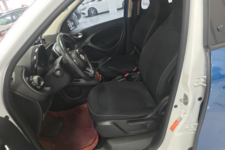 Used smart forfour 2016 1.0L 52 kW Passion Edition