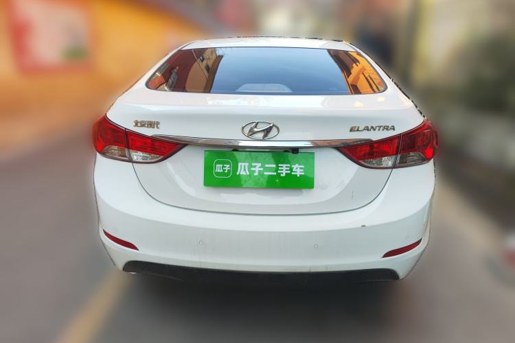 Used Hyundai Elantra (5th Generation / Langdong) 2012 1.6L Manual Leading Model