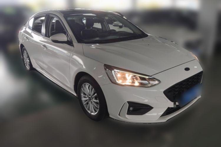 Used Ford Focus 2020 Sedan EcoBoost 180 Automatic Trend Edition Front Right 45 Deg