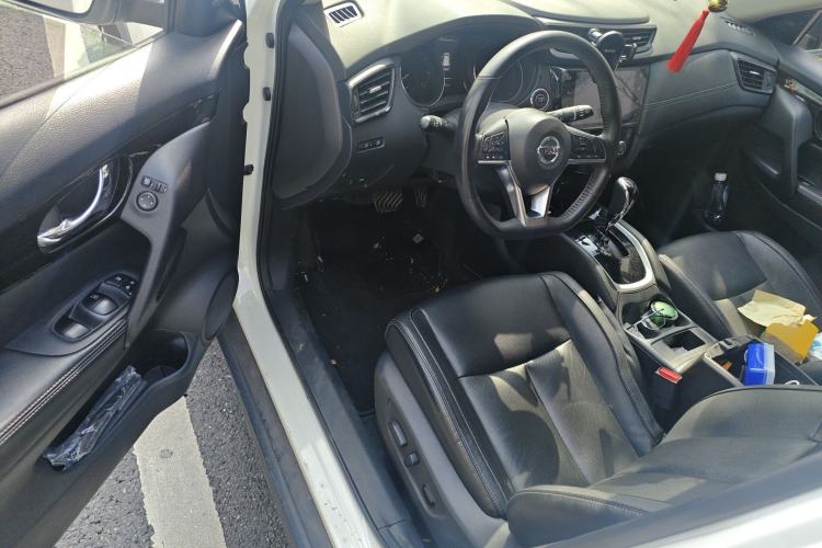 Used Nissan X-Trail 2019 2.0L CVT Smart Connect Comfort Edition 2WD Driver Seat