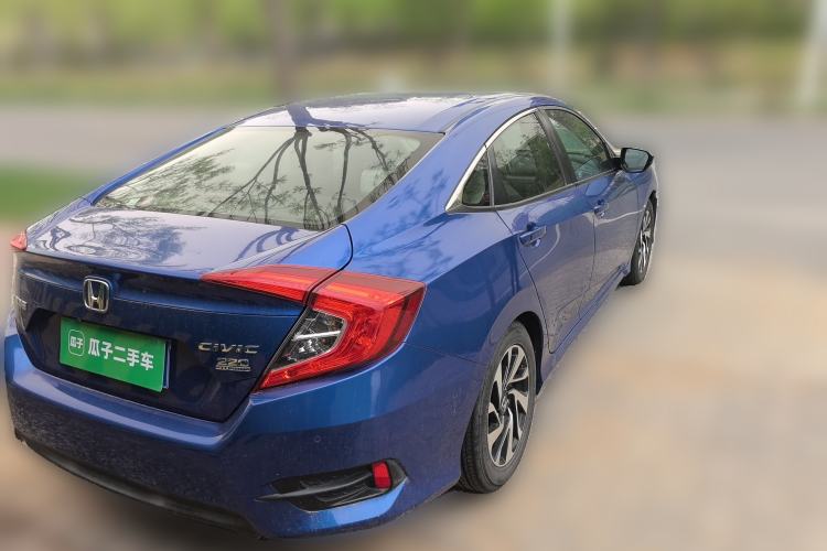 Used Honda Civic 2016 220TURBO CVT Luxury Edition
