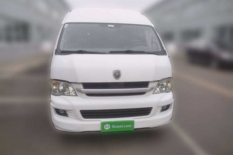 Used Jinbei Hiace 2018 2.4L Dashishi L Manual 14-Seater Luxury Version 4RB2
